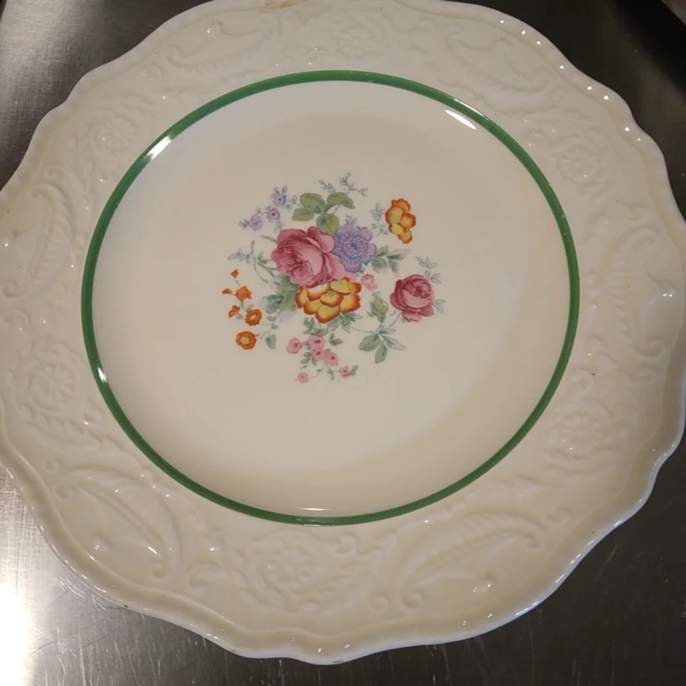 Adam Antique By Steubenville Dinner Plate (Will Glow Under Black Light)